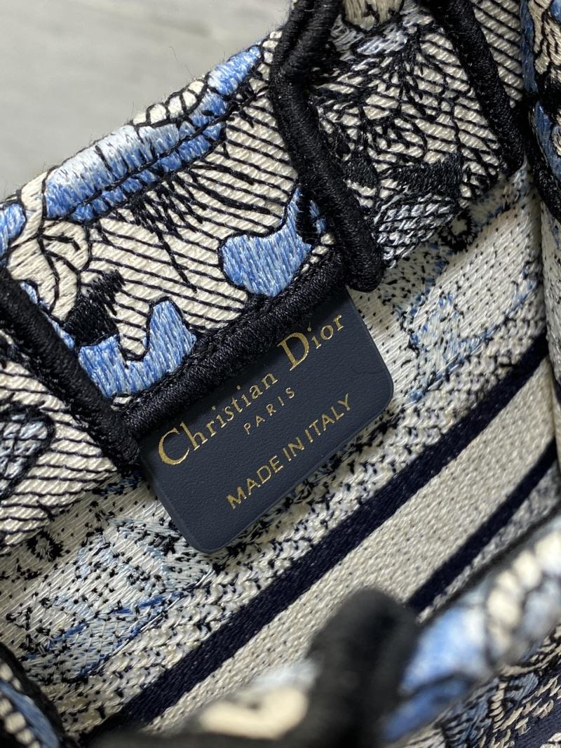 Christian Dior Shopping Bags